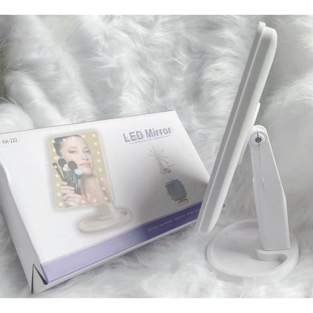 Oglindă LED Pentru Machiaj Cu Suport Reglabil – A13132