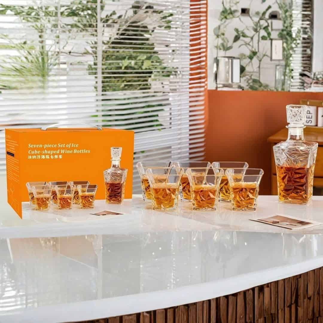 Set Decantor Whisky 1000 Ml Cu 6 Pahare 300 Ml Din Sticla A15991 Set Decantor Whisky 1000 Ml Cu 6 Pahare 300 Ml Din Sticla A15991